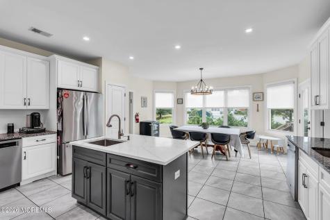 7 Dune Court Lakewood NJ 08701