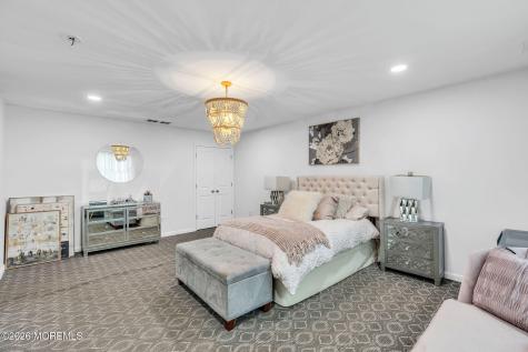 7 Dune Court Lakewood NJ 08701