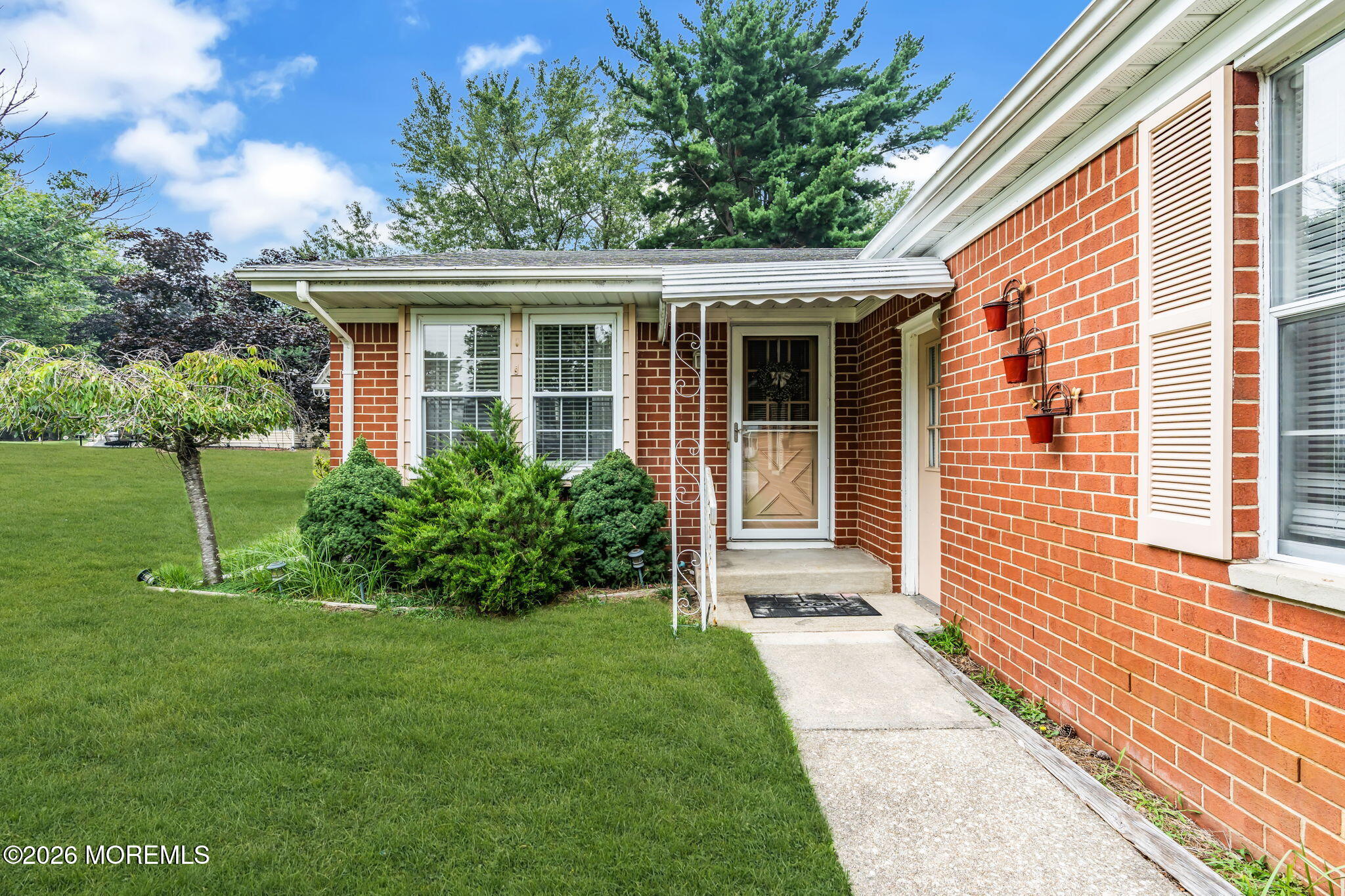 3 Lincoln Court Manchester NJ 08759