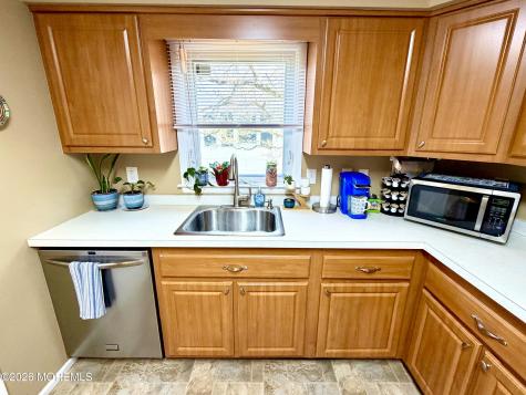 51 Eton Road Toms River NJ 08757