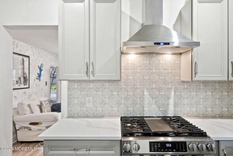 33 Kossman Street East Brunswick NJ 08816