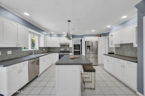25 Surrey Lane Ocean Twp NJ 07712