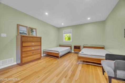 25 Surrey Lane Ocean Twp NJ 07712