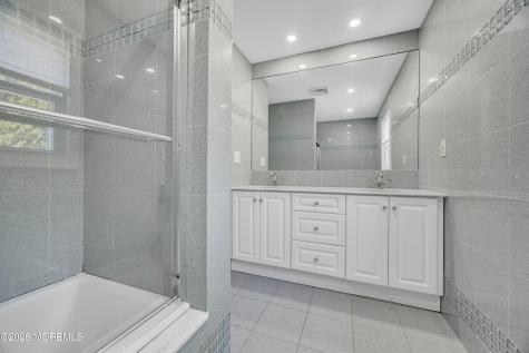 25 Surrey Lane Ocean Twp NJ 07712