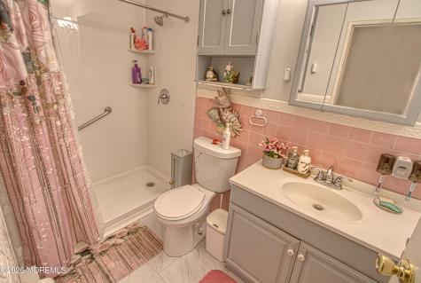 175 Columbine Avenue Whiting NJ 08759