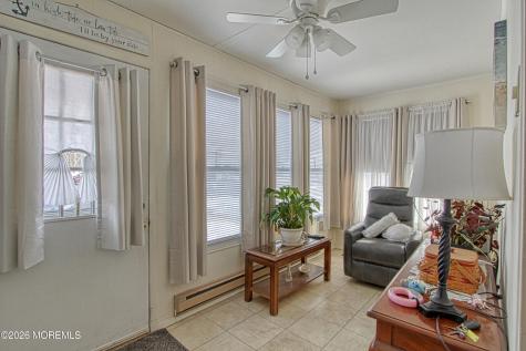 175 Columbine Avenue Whiting NJ 08759