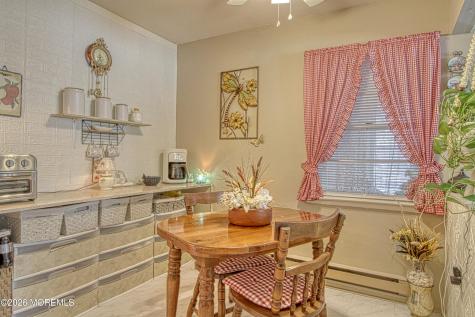 175 Columbine Avenue Whiting NJ 08759