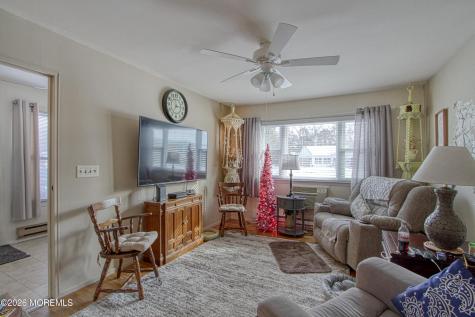 175 Columbine Avenue Whiting NJ 08759