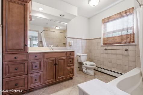 886 Ocean View Drive Toms River NJ 08753