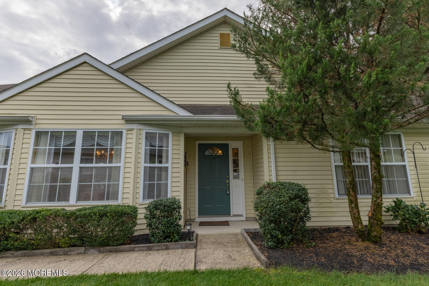 10 Wellington Lane Lakewood NJ 08701