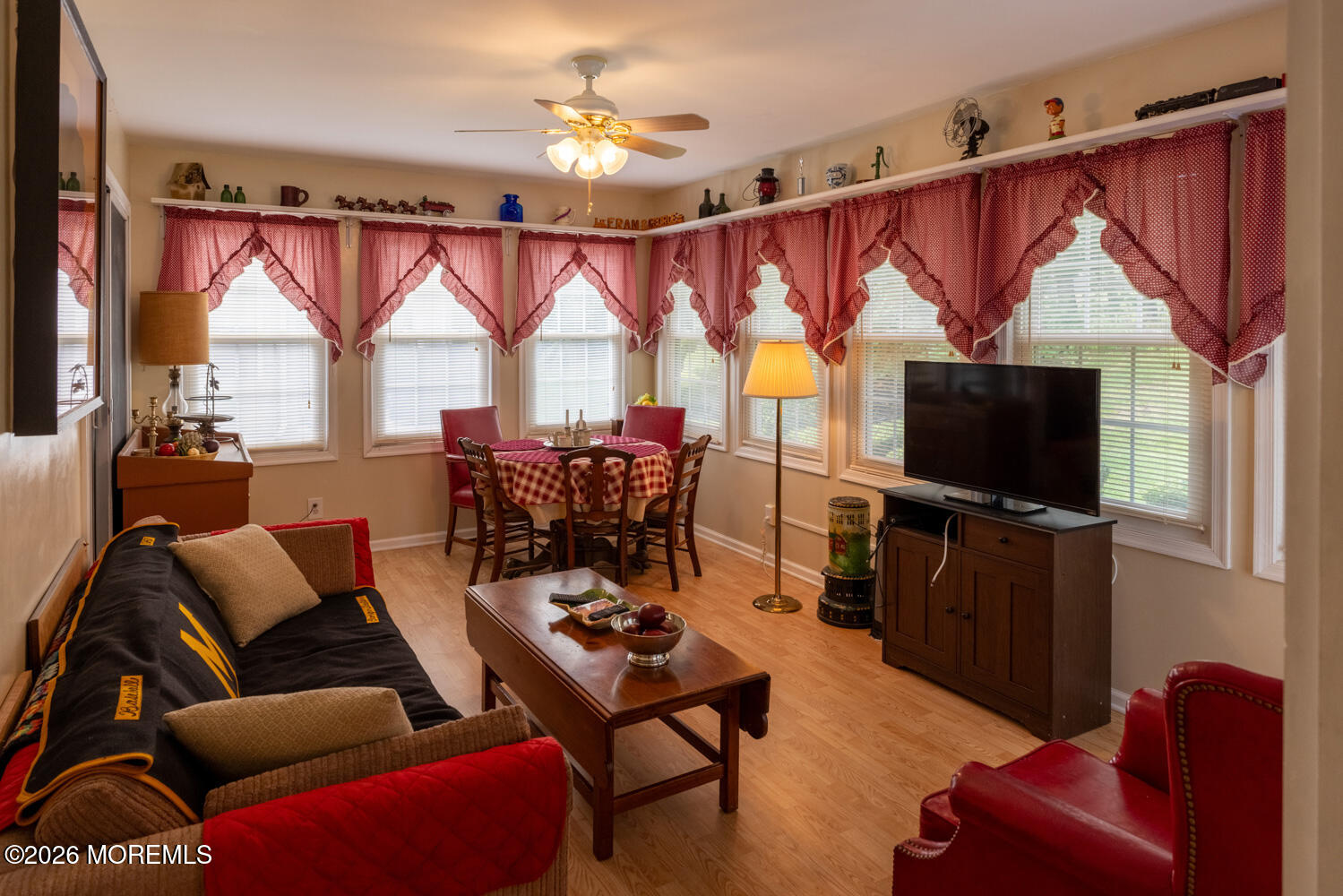 10 Wellington Lane Lakewood NJ 08701