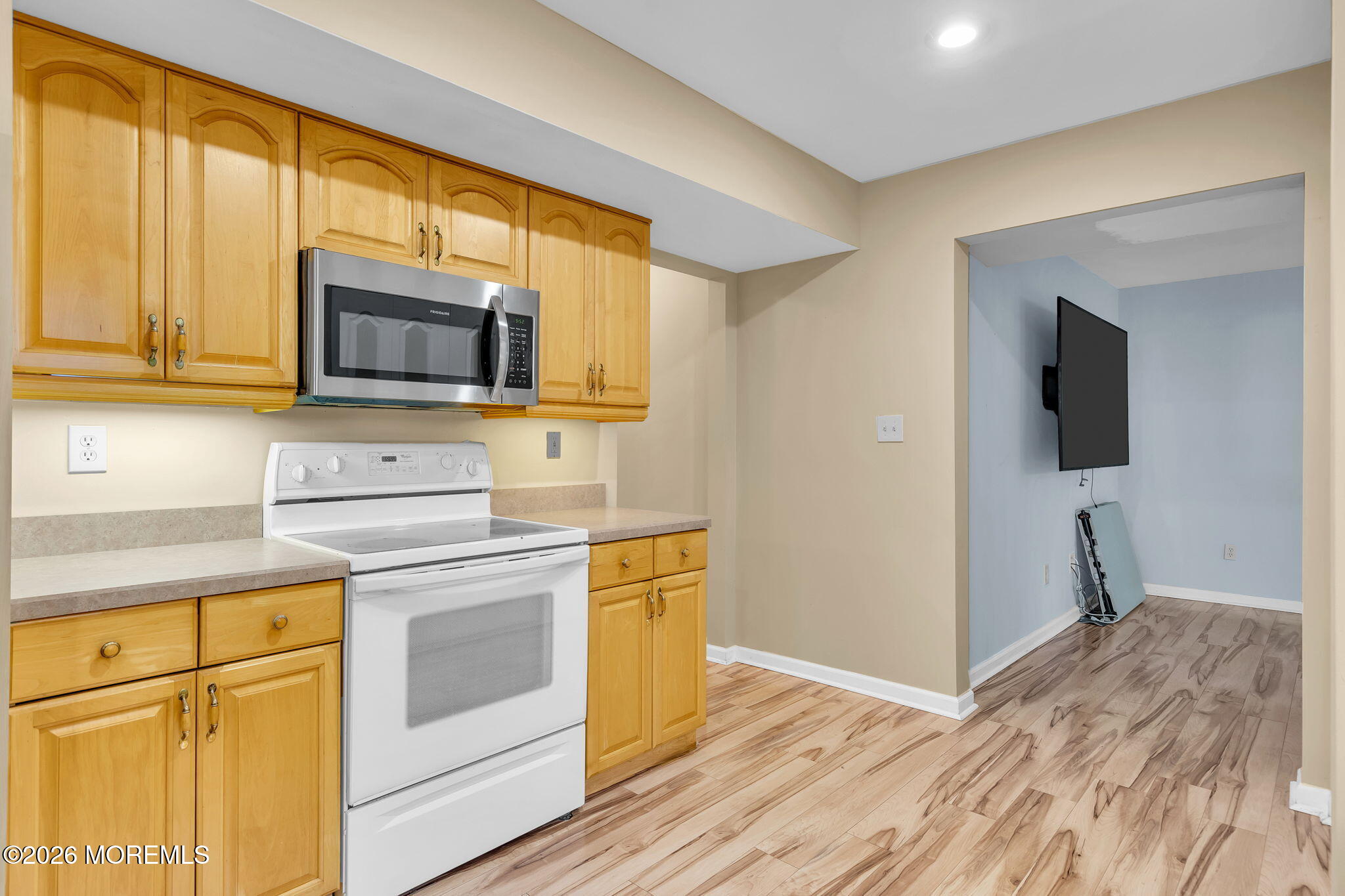 1560 Zeppelin Avenue Manchester NJ 08759