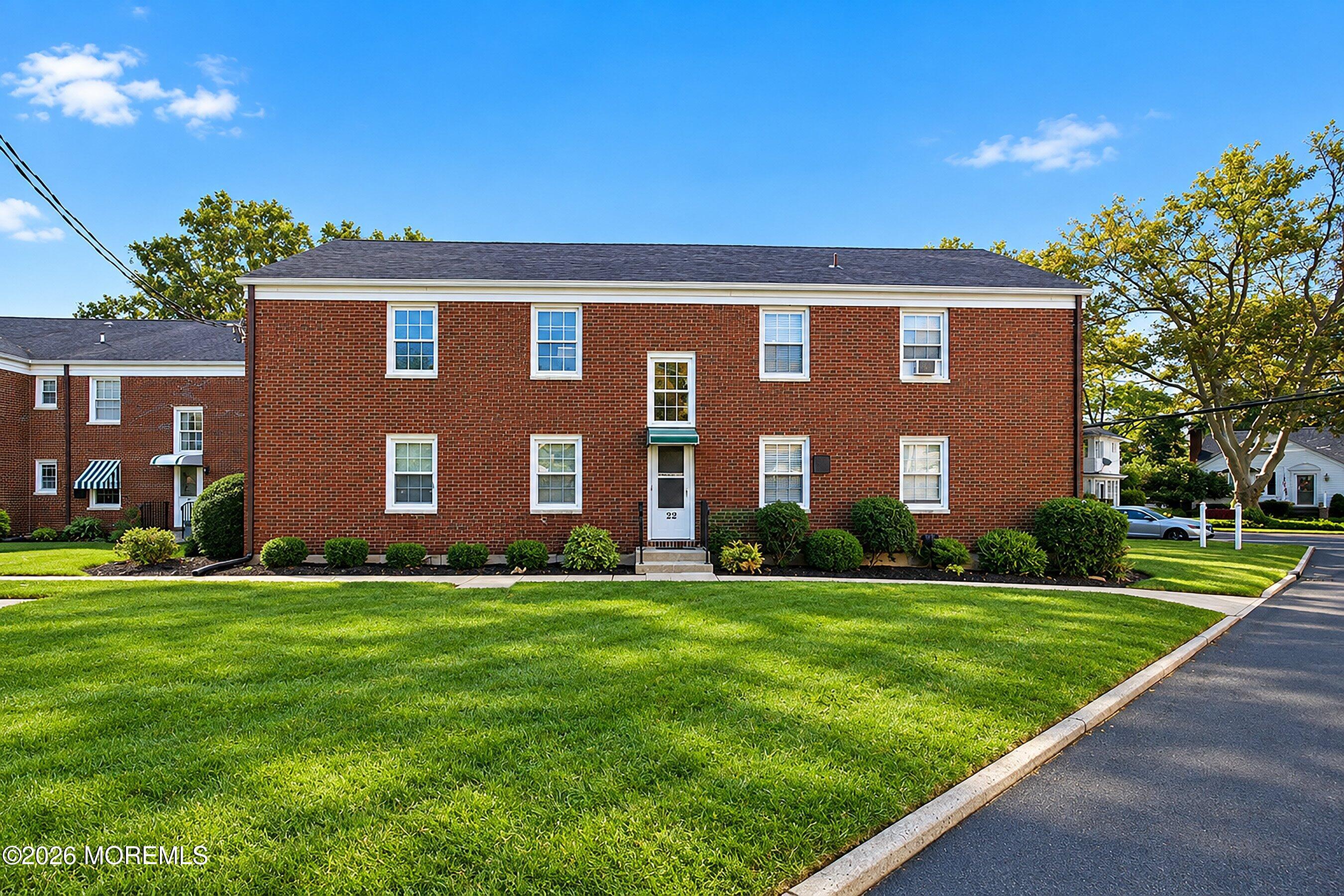 22 Pinckney Road Red Bank NJ 07701