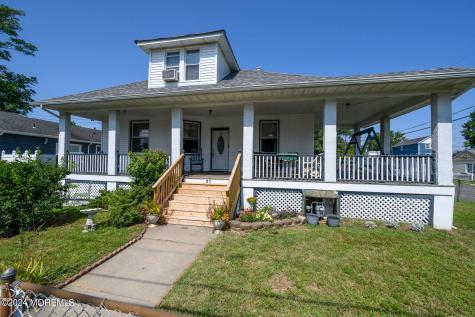 21 Willow Street Keansburg NJ 07734