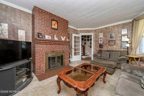 21 Willow Street Keansburg NJ 07734
