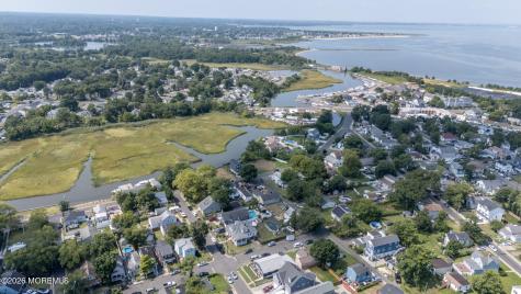 21 Willow Street Keansburg NJ 07734