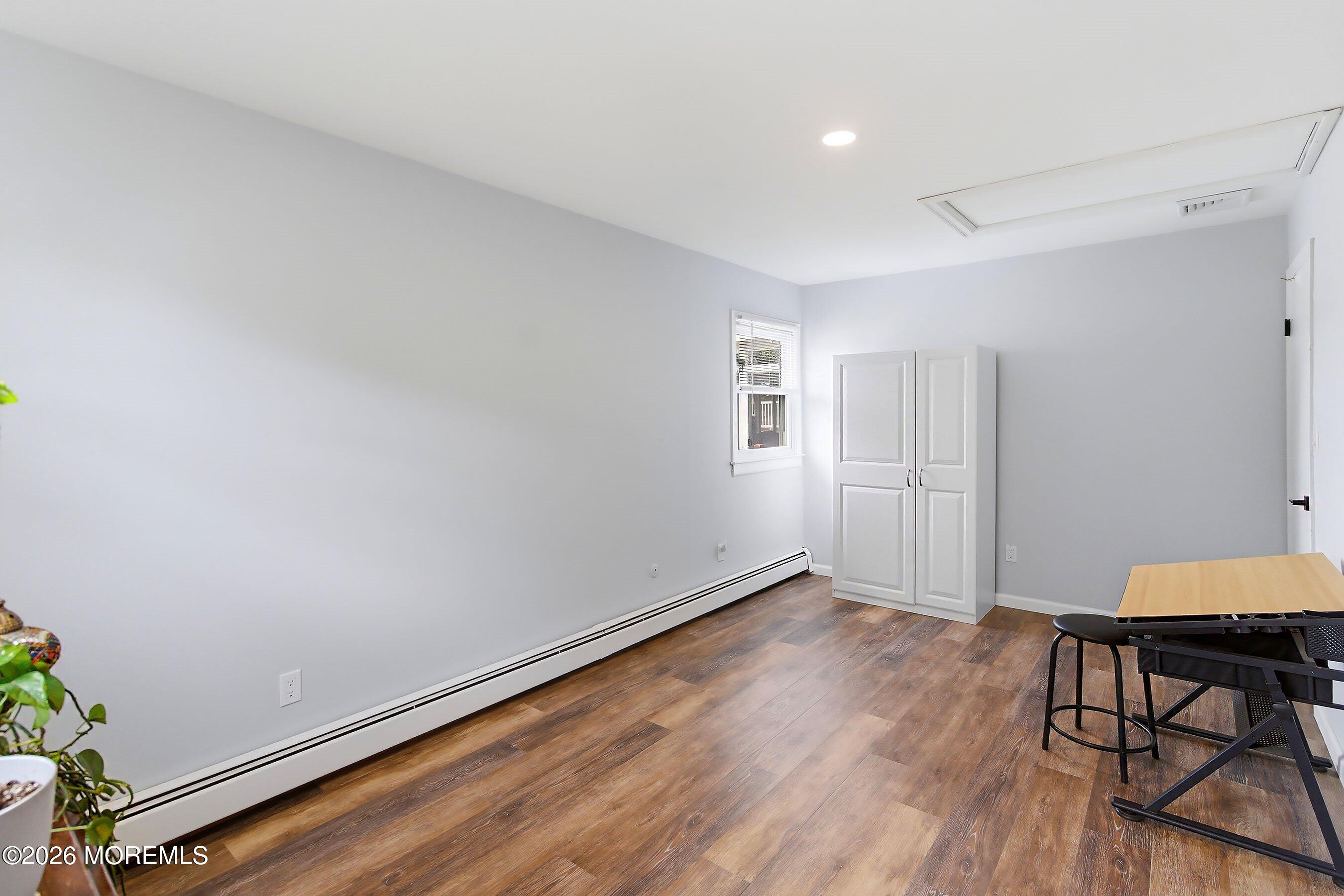16 E Pleasant Avenue Sewaren NJ 07077