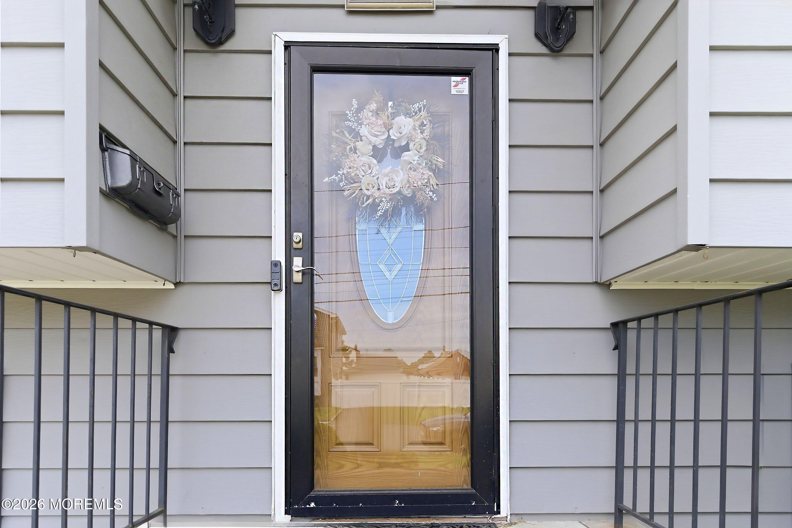 16 E Pleasant Avenue Sewaren NJ 07077