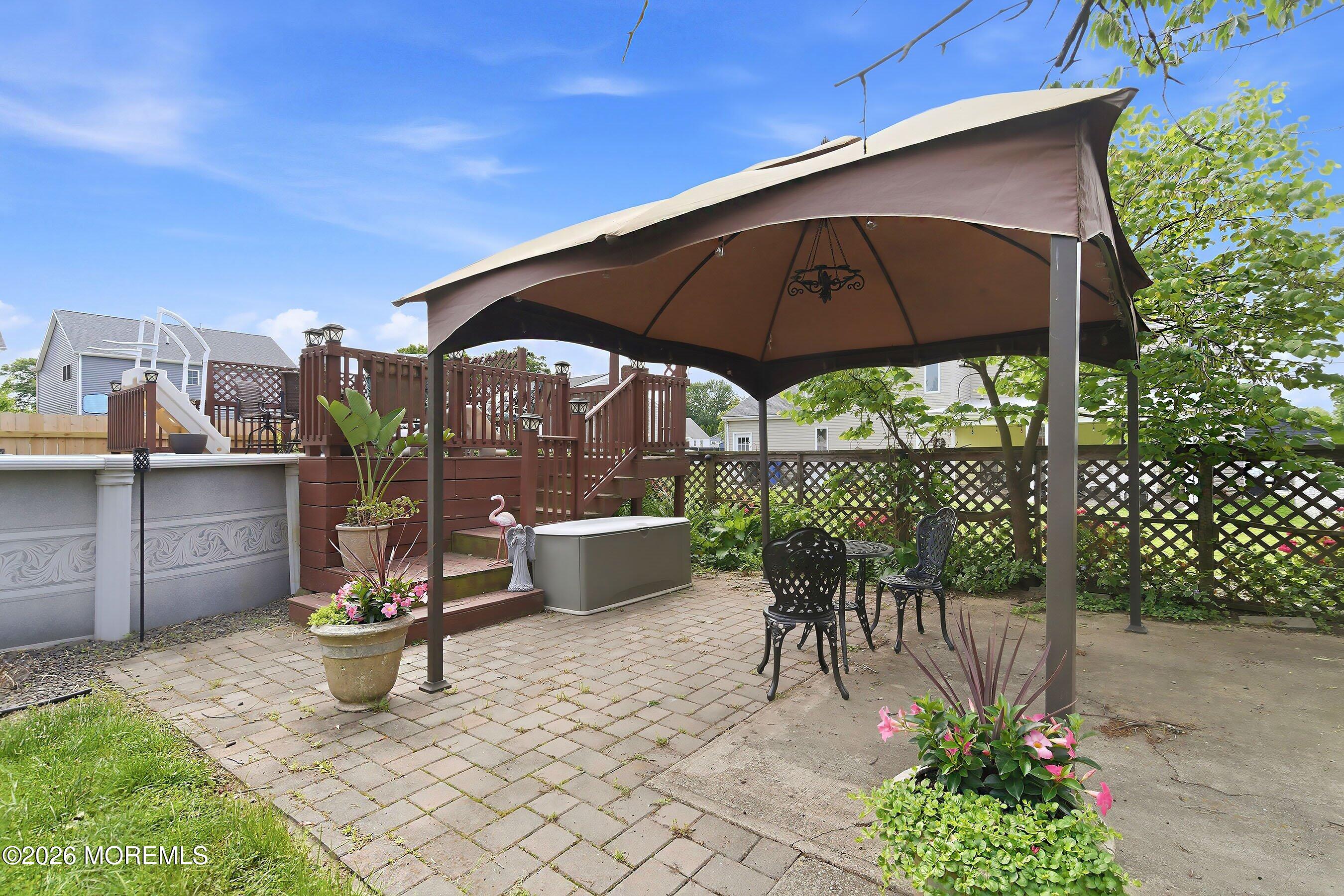 16 E Pleasant Avenue Sewaren NJ 07077