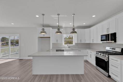 650 Washington Avenue Union Beach NJ 07735