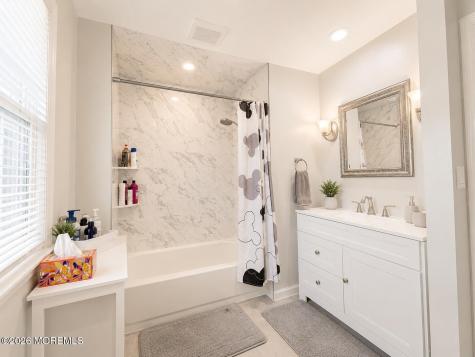 49 Maurice Avenue Holmdel NJ 07733