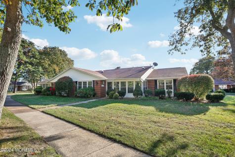 961b Argyll Circle Lakewood NJ 08701