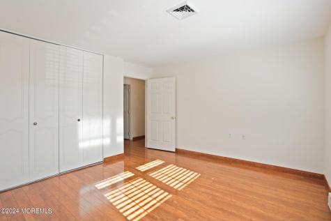 961b Argyll Circle Lakewood NJ 08701