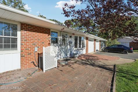 961b Argyll Circle Lakewood NJ 08701