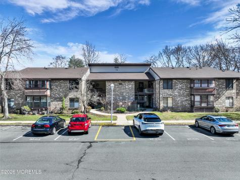 166 Cross Slope Court Manalapan NJ 07726