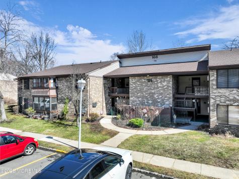 166 Cross Slope Court Manalapan NJ 07726