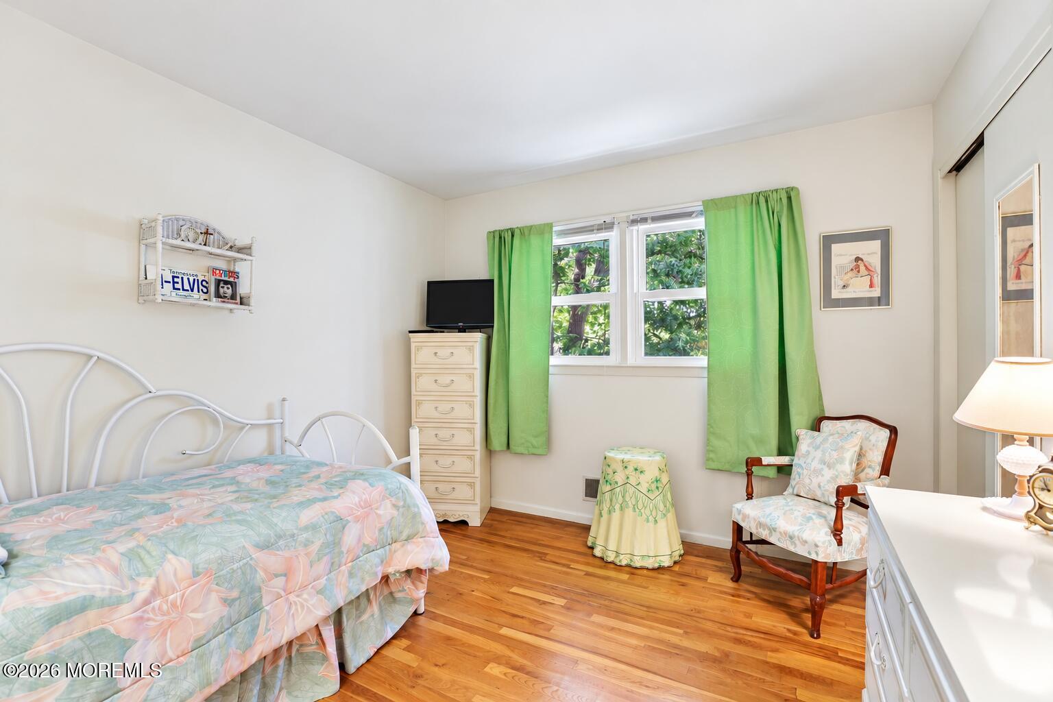 683 Vaughn Avenue Toms River NJ 08753