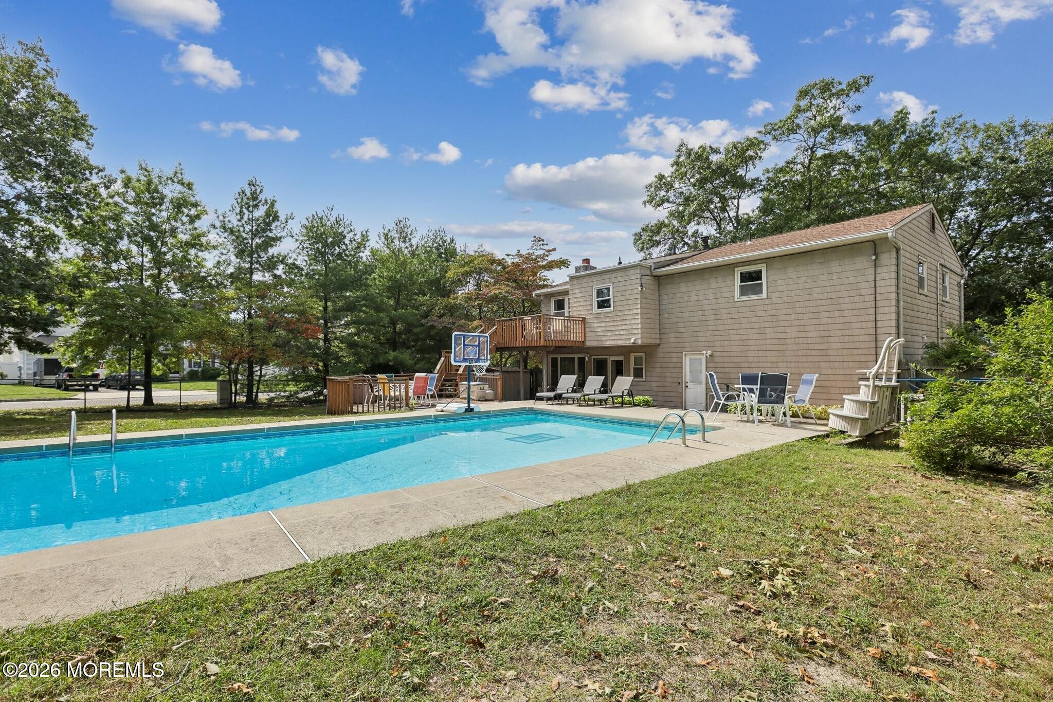 683 Vaughn Avenue Toms River NJ 08753