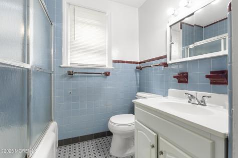 500 Caranetta Drive Lakewood NJ 08701