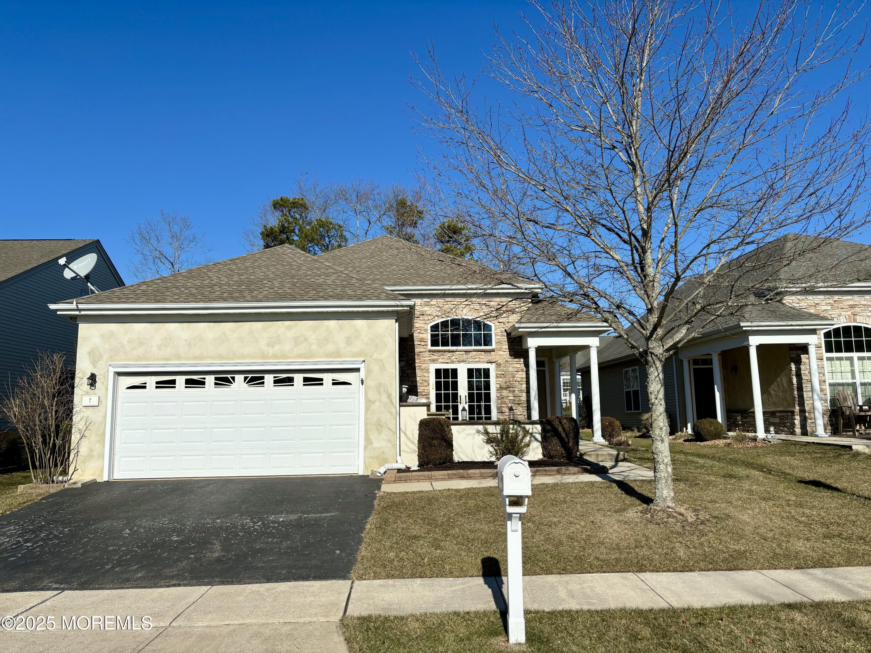 7 Vineyard Way Barnegat NJ 08005