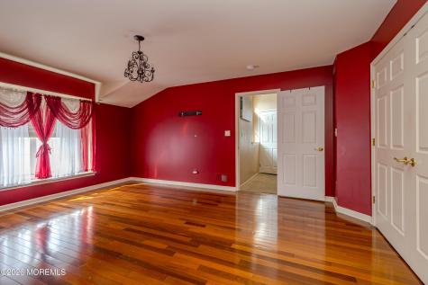 137 Kentucky Way Freehold NJ 07728