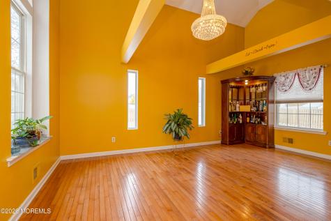 137 Kentucky Way Freehold NJ 07728