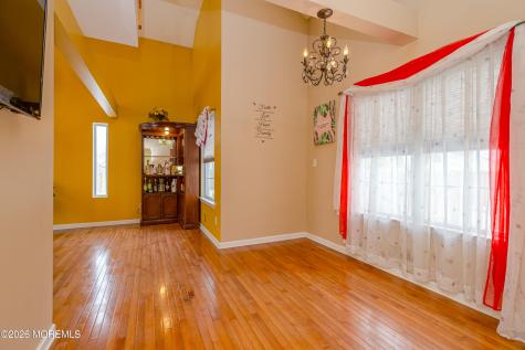 137 Kentucky Way Freehold NJ 07728