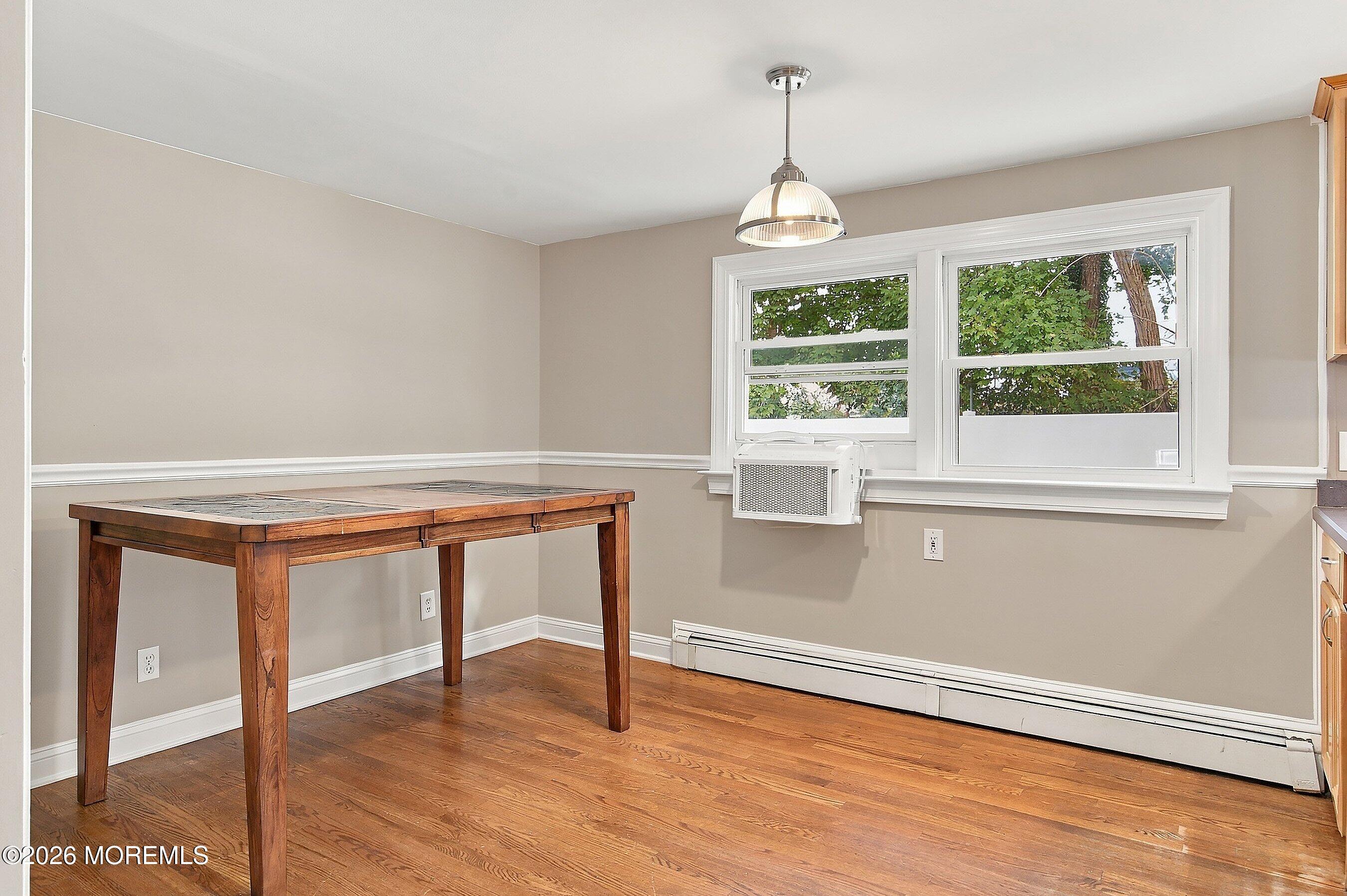 9 Hedge Street Toms River NJ 08753