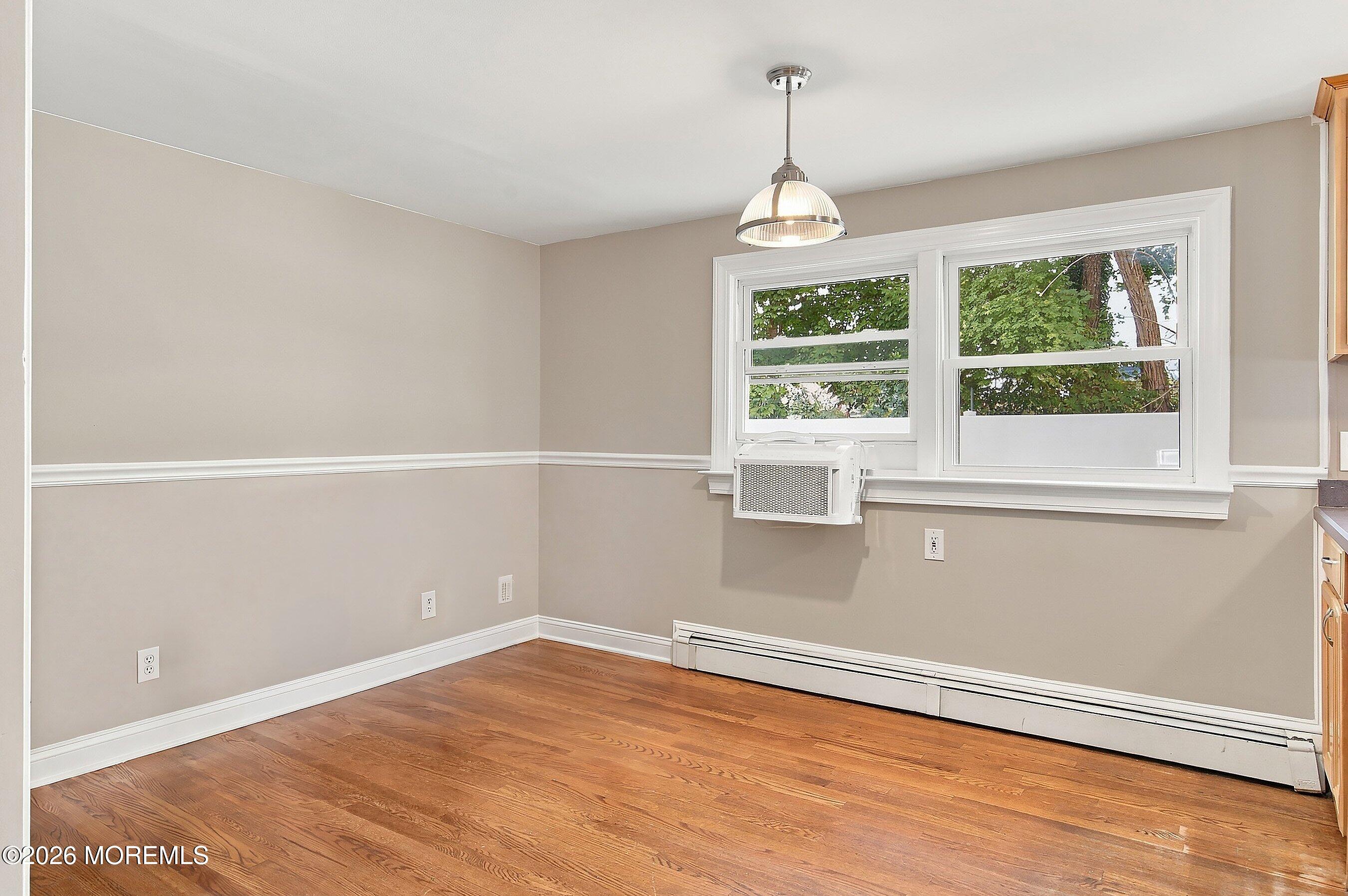 9 Hedge Street Toms River NJ 08753