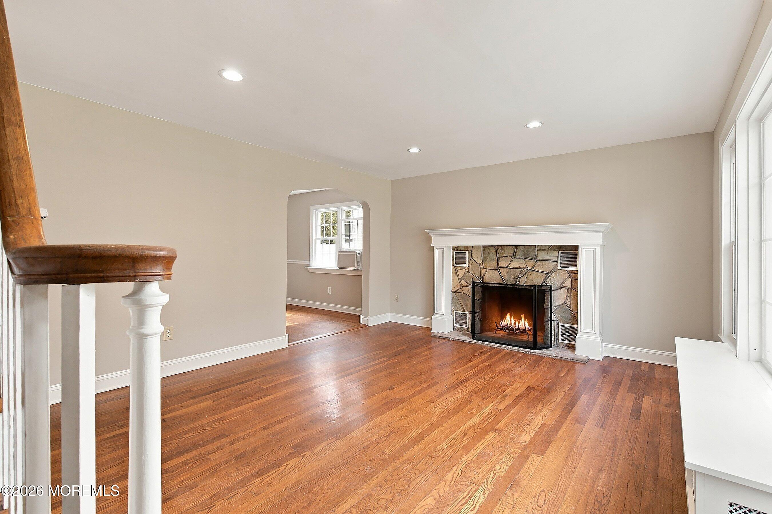 9 Hedge Street Toms River NJ 08753
