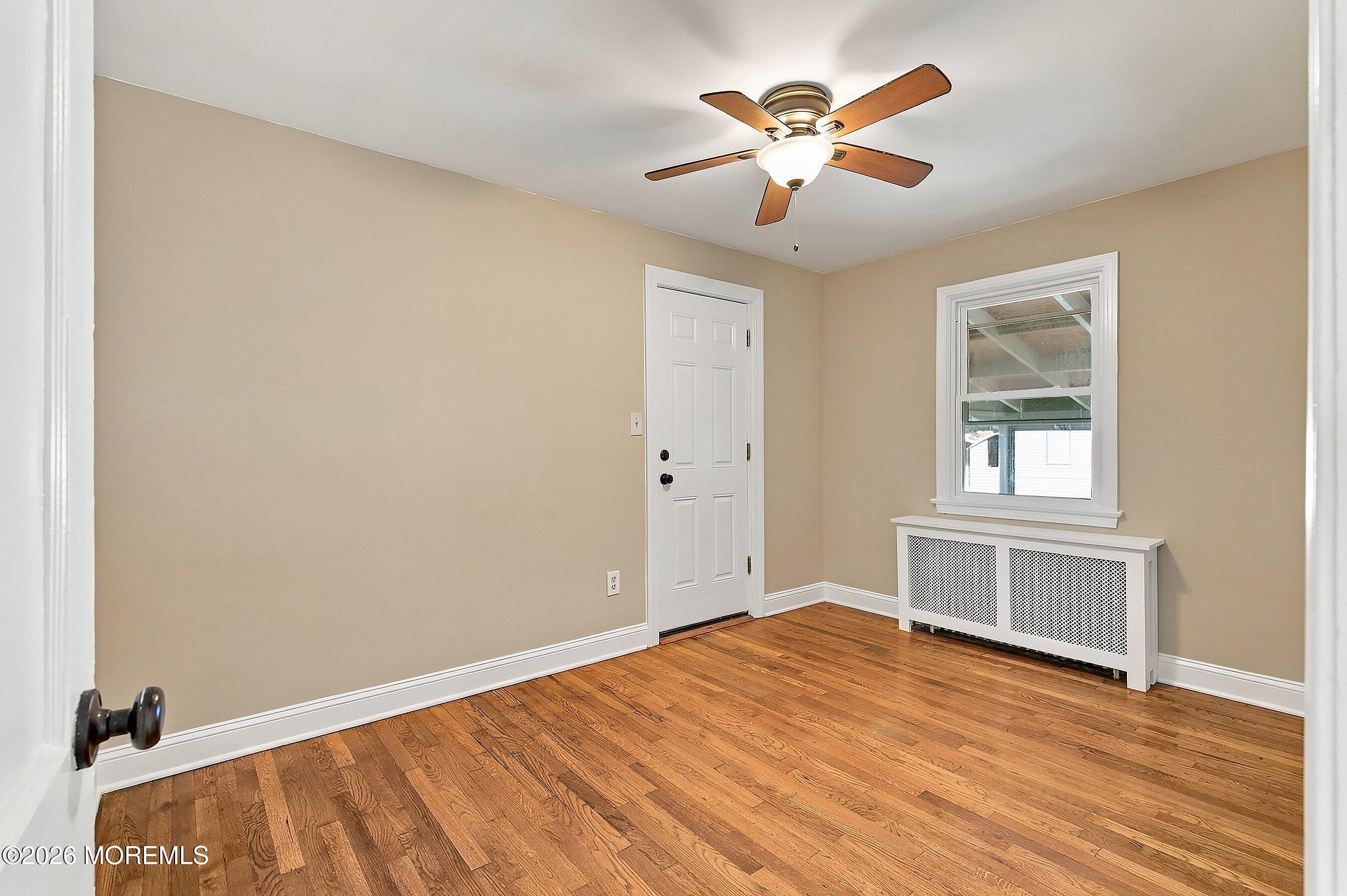 9 Hedge Street Toms River NJ 08753