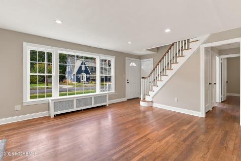 9 Hedge Street Toms River NJ 08753