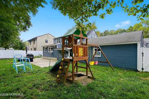 9 Hedge Street Toms River NJ 08753