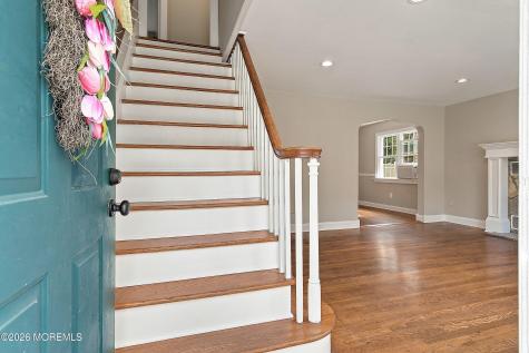 9 Hedge Street Toms River NJ 08753