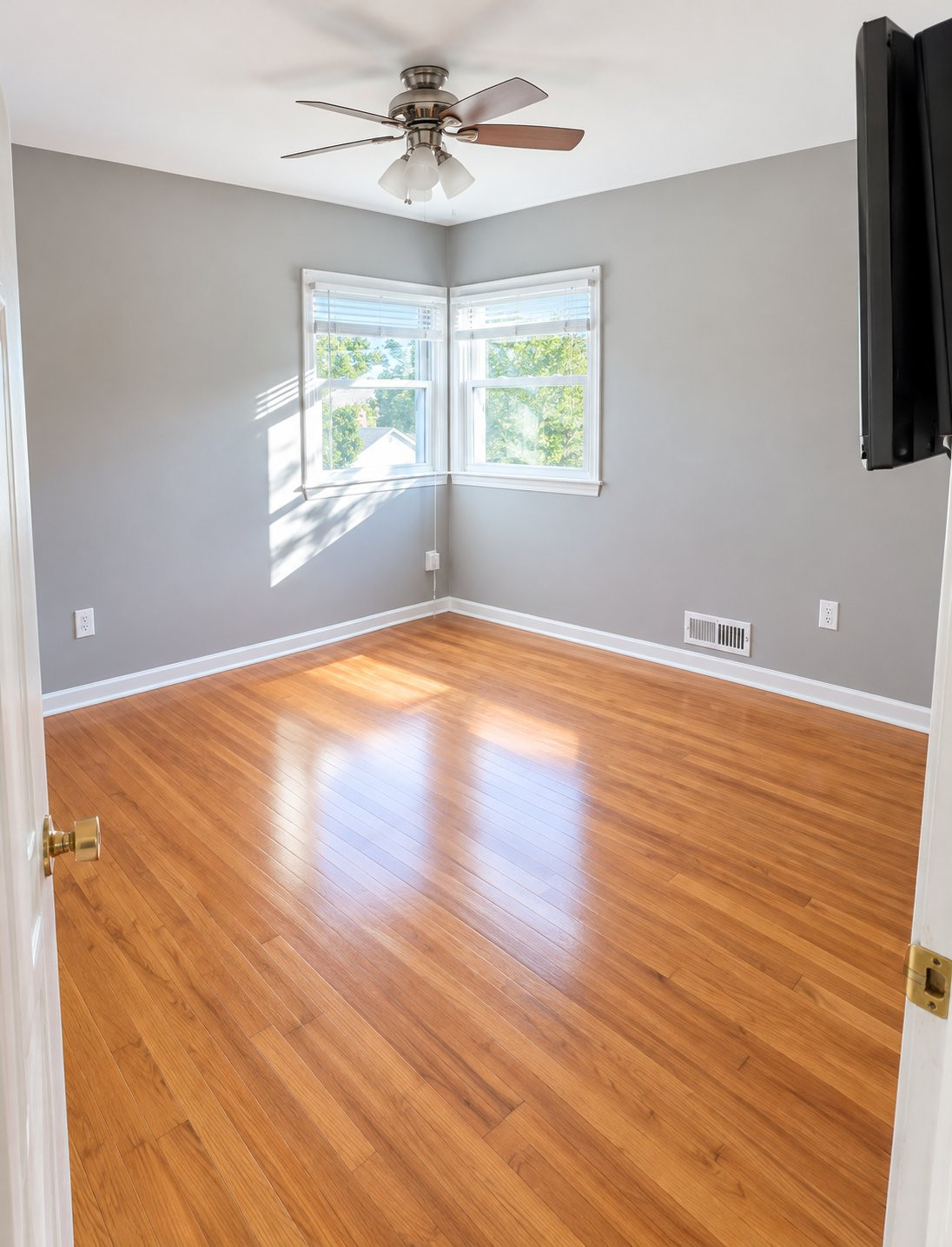 12 Arno Street Oakhurst NJ 07755