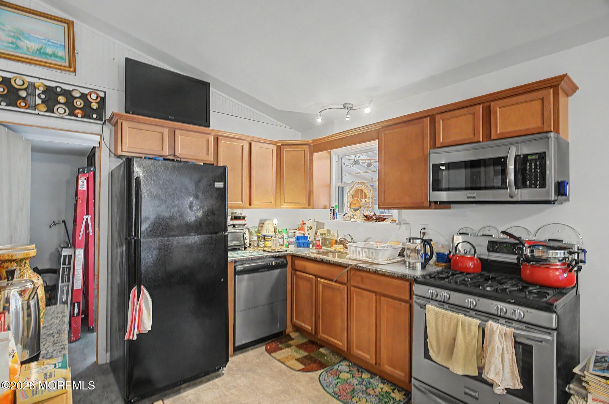 40 W Brig Drive Little Egg Harbor NJ 08087