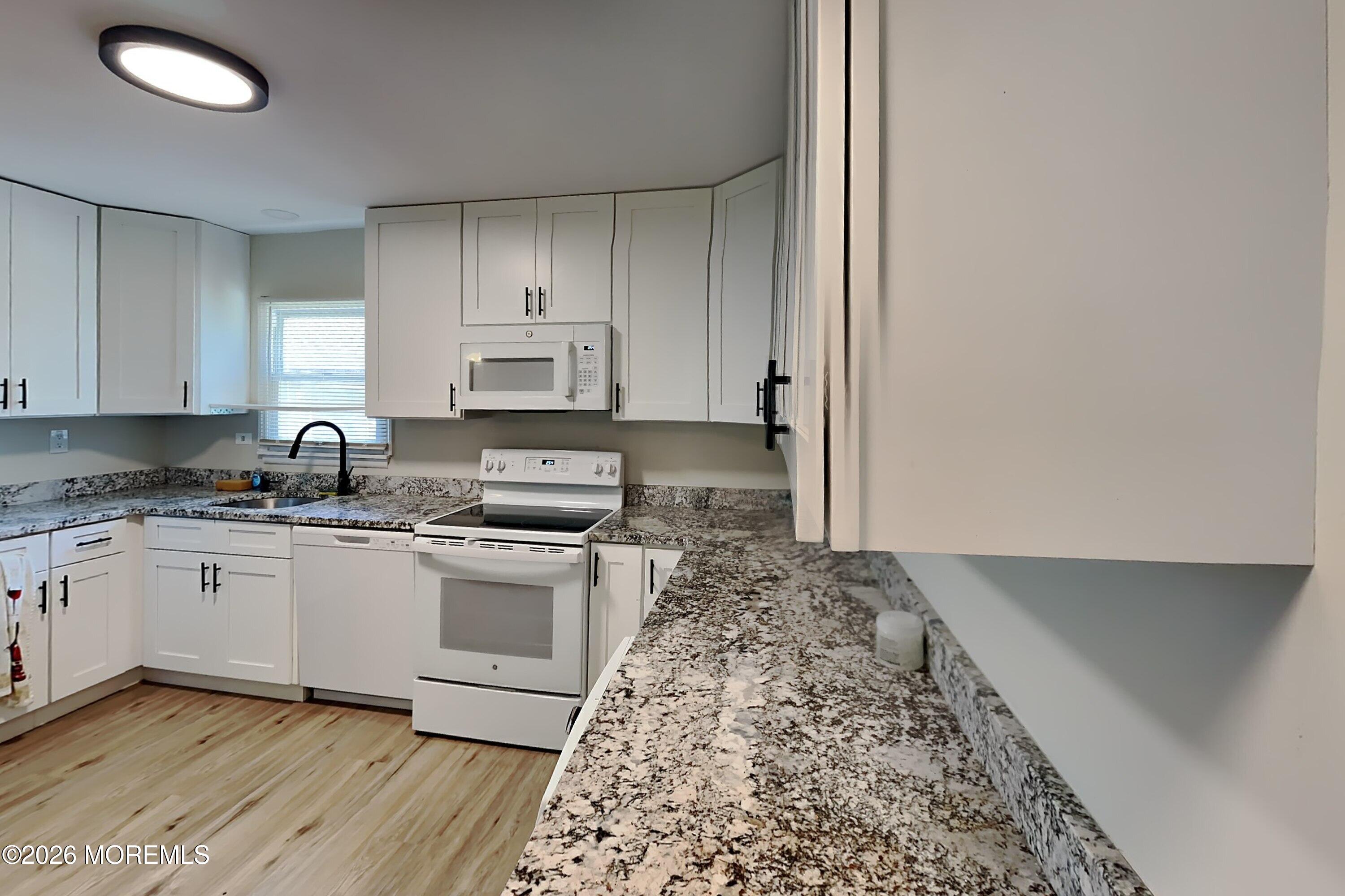 48E Cambridge Court Lakewood NJ 08701