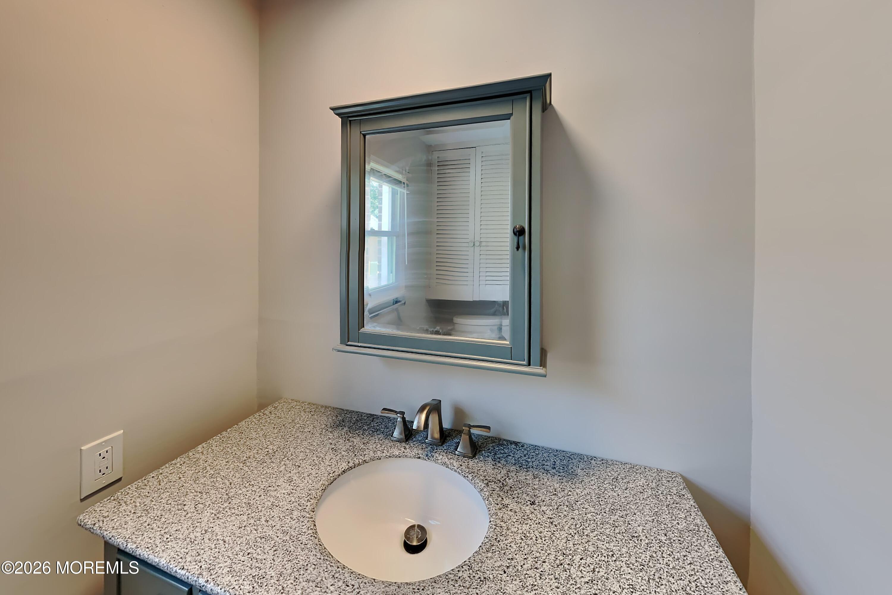 48E Cambridge Court Lakewood NJ 08701