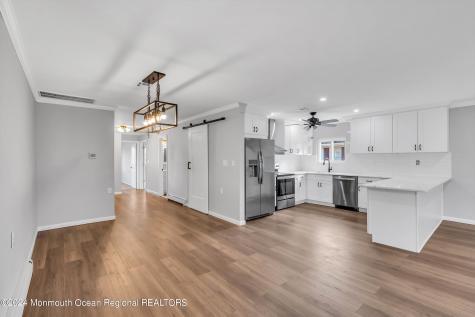 8 Venezia Street Toms River NJ 08757