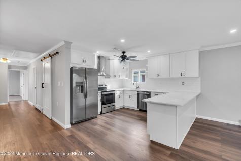 8 Venezia Street Toms River NJ 08757